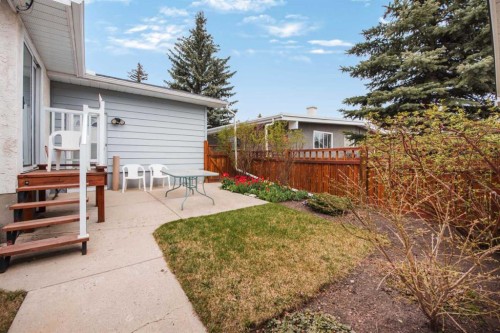3623 54 Avenue Sw, Calgary, AB - Outdoor