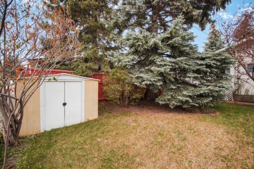3623 54 Avenue Sw, Calgary, AB - Outdoor