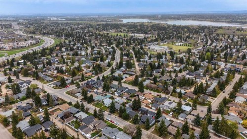3623 54 Avenue Sw, Calgary, AB - Outdoor With View