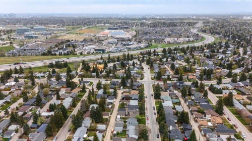 3623 54 Avenue Sw, Calgary, AB - Outdoor With View