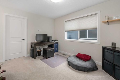 315 Wolf Creek Way Se, Calgary, AB - Indoor