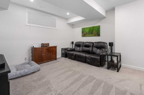 315 Wolf Creek Way Se, Calgary, AB - Indoor