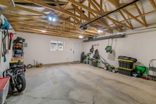 315 Wolf Creek Way Se, Calgary, AB - Indoor