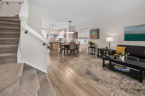 315 Wolf Creek Way Se, Calgary, AB - Indoor