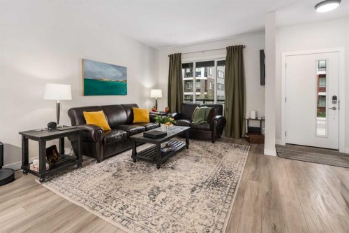 315 Wolf Creek Way Se, Calgary, AB - Indoor Photo Showing Living Room