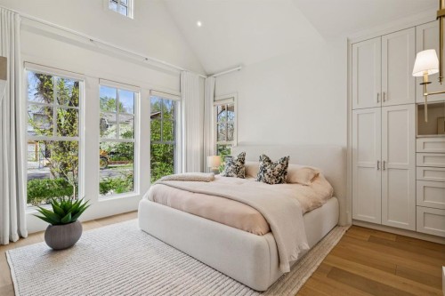 1119 Riverdale Avenue Sw, Calgary, AB - Indoor Photo Showing Bedroom