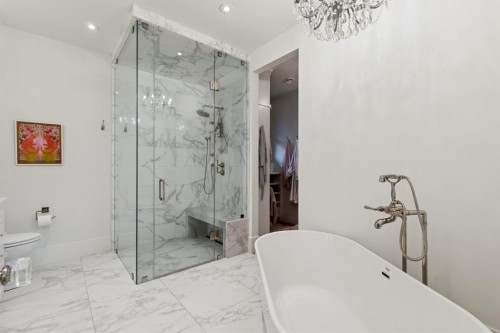 1119 Riverdale Avenue Sw, Calgary, AB - Indoor Photo Showing Bathroom