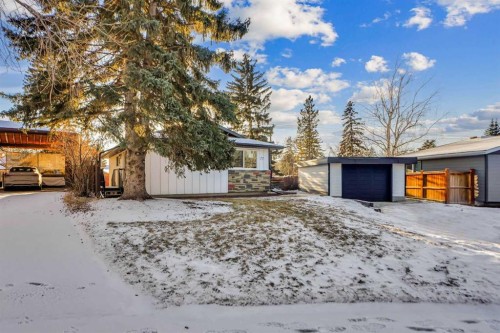 77 Ferncliff Crescent Se, Calgary, AB 