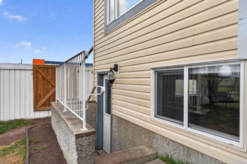 130 Morningside Point Sw, Airdrie, AB - Outdoor With Exterior