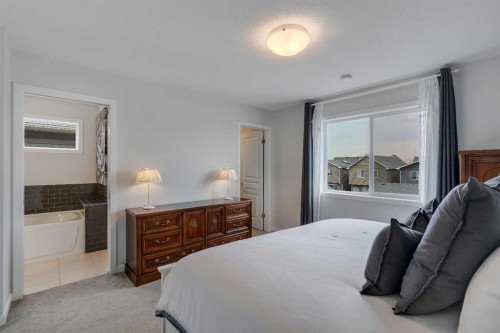 36 Auburn Meadows Gardens Se, Calgary, AB 