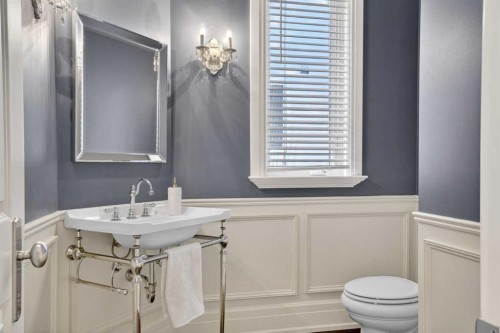 22 Ridge Pointe, Heritage Pointe, AB - Indoor Photo Showing Bathroom