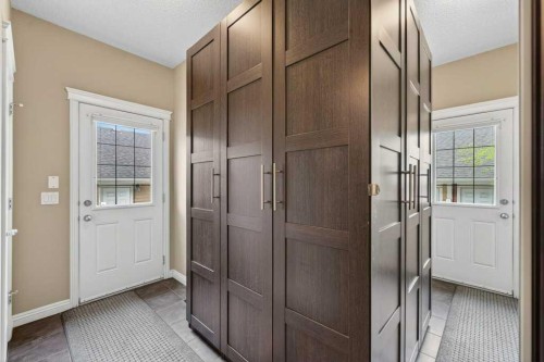 44 Mike Ralph Way Sw, Calgary, AB - Indoor Photo Showing Other Room