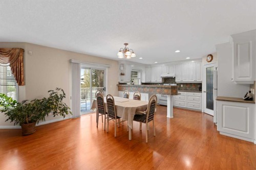 434 Douglas Woods Mews Se, Calgary, AB - Indoor Photo Showing Dining Room