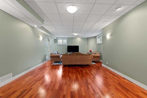 434 Douglas Woods Mews Se, Calgary, AB - Indoor