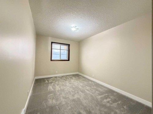 1-1202 2 Street Ne, Calgary, AB - Indoor Photo Showing Other Room