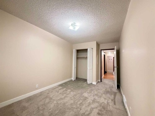 1-1202 2 Street Ne, Calgary, AB - Indoor Photo Showing Other Room