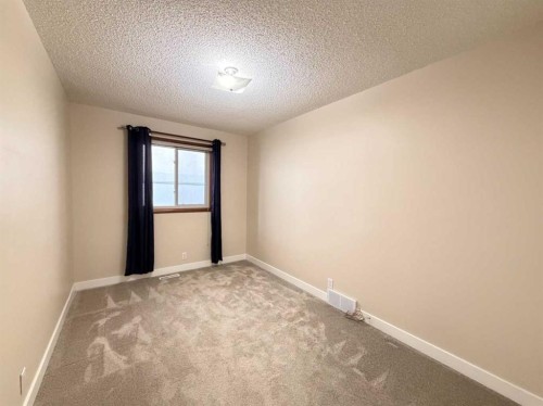 1-1202 2 Street Ne, Calgary, AB - Indoor Photo Showing Other Room