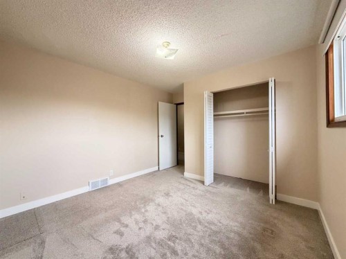 1-1202 2 Street Ne, Calgary, AB - Indoor Photo Showing Other Room
