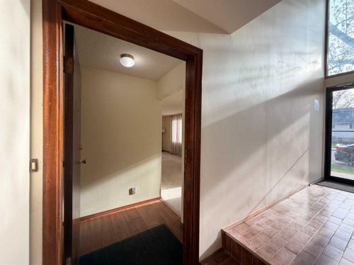 1-1202 2 Street Ne, Calgary, AB - Indoor Photo Showing Other Room