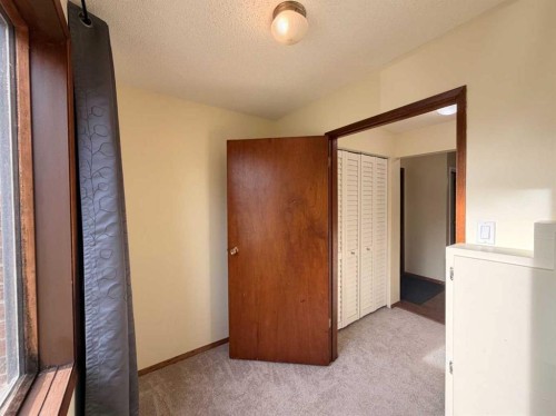 1-1202 2 Street Ne, Calgary, AB - Indoor Photo Showing Other Room