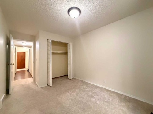 1-1202 2 Street Ne, Calgary, AB - Indoor Photo Showing Other Room