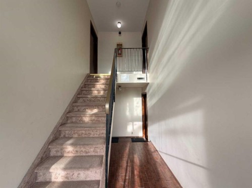 1-1202 2 Street Ne, Calgary, AB - Indoor Photo Showing Other Room