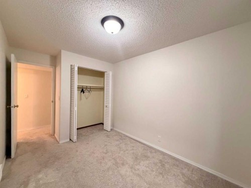 1-1202 2 Street Ne, Calgary, AB - Indoor Photo Showing Other Room