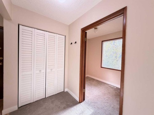 1-1202 2 Street Ne, Calgary, AB - Indoor