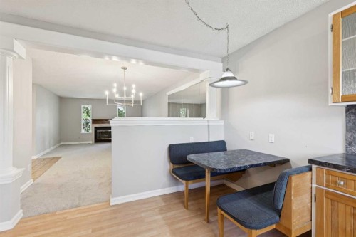 923 Midridge Drive Se, Calgary, AB - Indoor