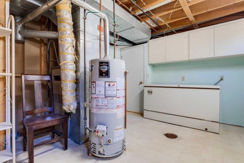 923 Midridge Drive Se, Calgary, AB - Indoor Photo Showing Basement