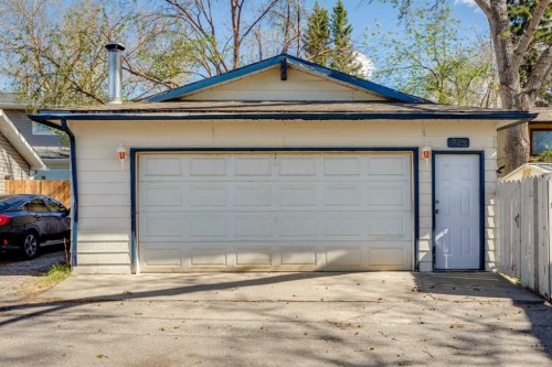 923 Midridge Drive Se, Calgary, AB - Outdoor