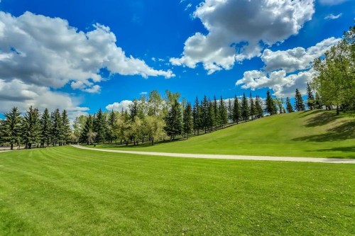 923 Midridge Drive Se, Calgary, AB - Outdoor With View