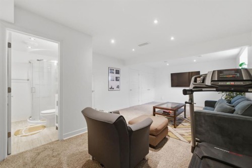 22 Redstone Road Ne, Calgary, AB - Indoor