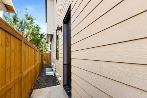 4608 81 Street Nw, Calgary, AB - Outdoor With Exterior