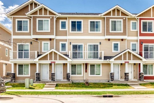 109 Redstone Circle Ne, Calgary, AB - 