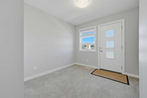 341 Midtown Gate Sw, Airdrie, AB - Indoor Photo Showing Other Room