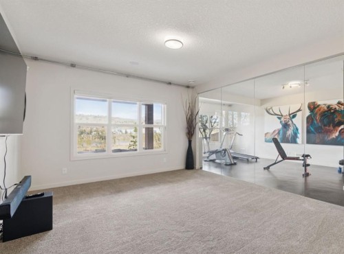 42 Riviera View, Cochrane, AB 