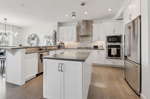 42 Riviera View, Cochrane, AB 