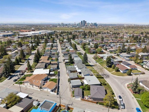 2219 Munro Drive Ne, Calgary, AB - Outdoor With View