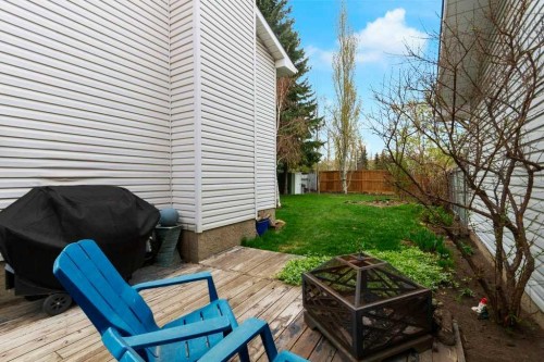 52 Strathclair Rise Sw, Calgary, AB - Outdoor With Deck Patio Veranda