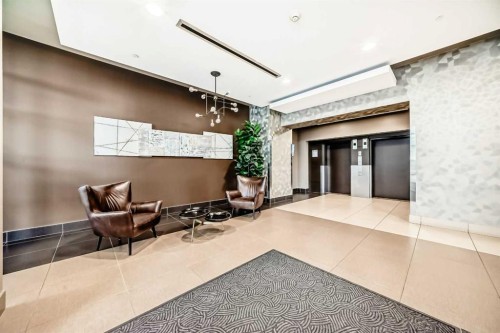 706-220 12 Avenue Se, Calgary, AB - Indoor Photo Showing Other Room