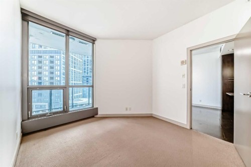 706-220 12 Avenue Se, Calgary, AB - Indoor Photo Showing Other Room