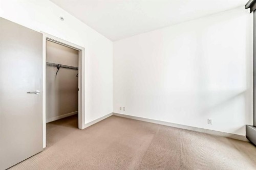 706-220 12 Avenue Se, Calgary, AB - Indoor Photo Showing Other Room