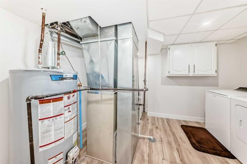 34054 Range Road 15, Rural Red Deer County, AB - Indoor Photo Showing Laundry Room
