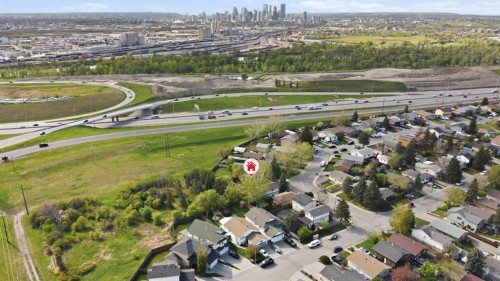 108 Doverglen Crescent Se, Calgary, AB 