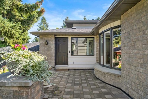 855 Oakside Circle Sw, Calgary, AB 