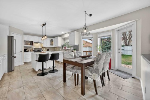 217 Mountain Park Drive Se, Calgary, AB - Indoor