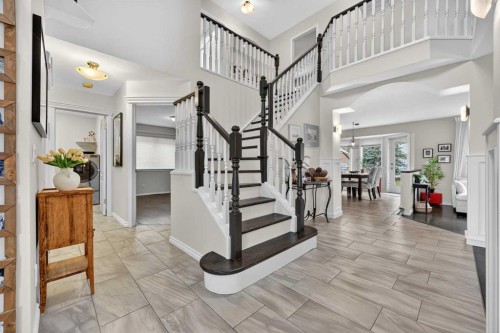 217 Mountain Park Drive Se, Calgary, AB - Indoor Photo Showing Other Room