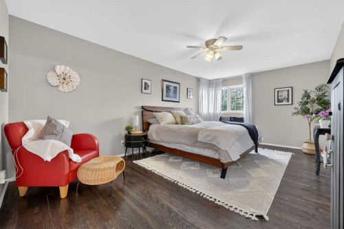 217 Mountain Park Drive Se, Calgary, AB - Indoor Photo Showing Bedroom