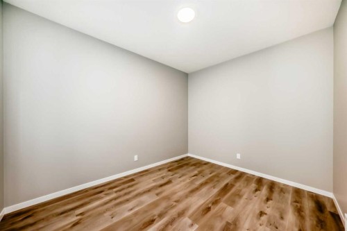 103 Mercado Crescent Se, Calgary, AB - Indoor Photo Showing Other Room